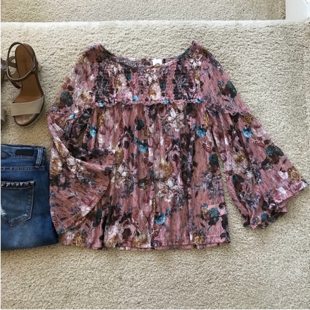 {Anthropologie} Akemi + Kin Lace Bell Sleeve Top - Picture 5 of 10